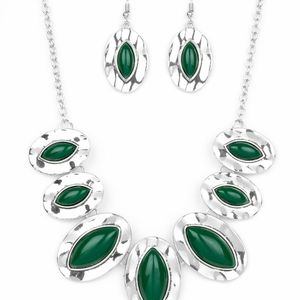 paparazzi Jewelry - Necklace & Earrings Set paparazzi Jewelry - Necklace & Earrings Set